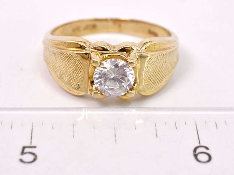 Sparkling Crystal Set in A Yellow Gold Mens Ring