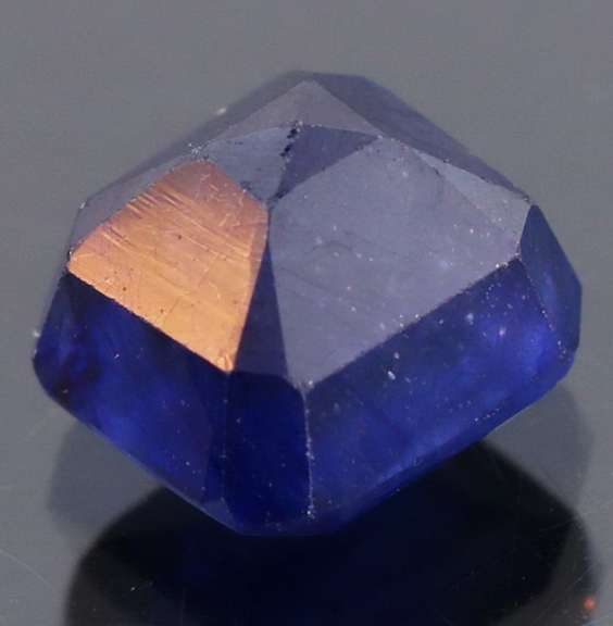 3.69ct Royal blue Sapphire from Madagascar