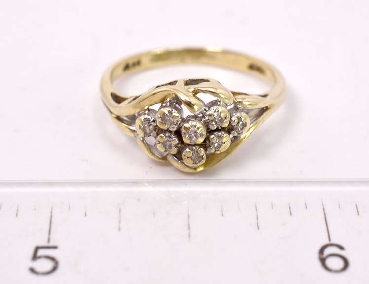Dashing Cluster Diamond Ring in Ladies Yellow Gold Ring