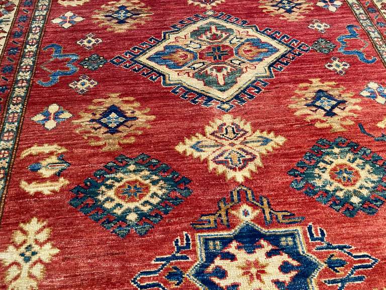 EXQUISITE KAZAK RUG 5x7