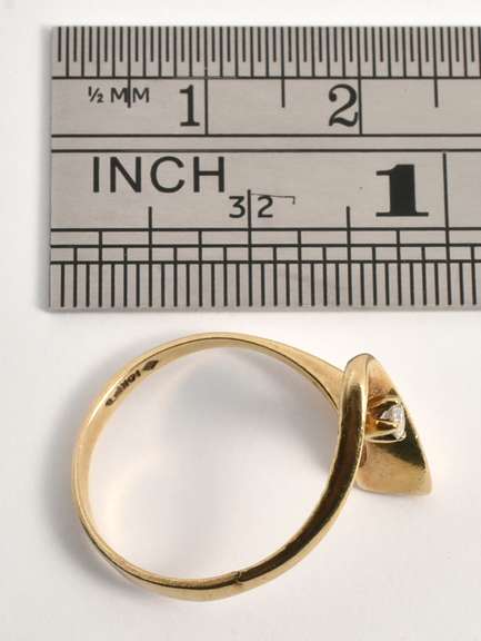 Lovely Modern Geometric Ring