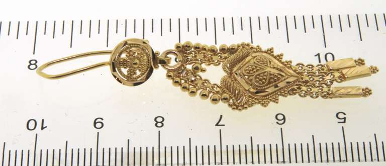 Wonderful 21kt Filigree Dangle Earrings