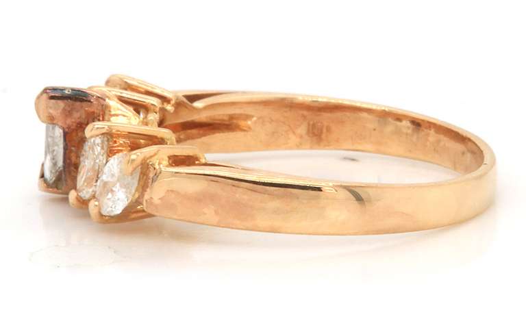18K LADIES DIAMOND RING