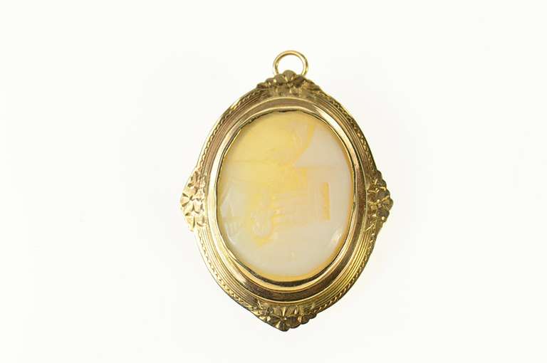14K Yellow Gold Victorian Japanese Village Scene Cameo Pendant/Pin