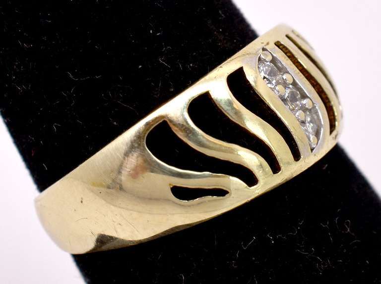 Fabulous Diamonds Channel Set in Open Gold Ladies Ring
