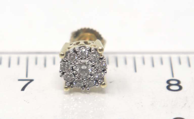 Lovely Yellow Gold Diamond Earrings