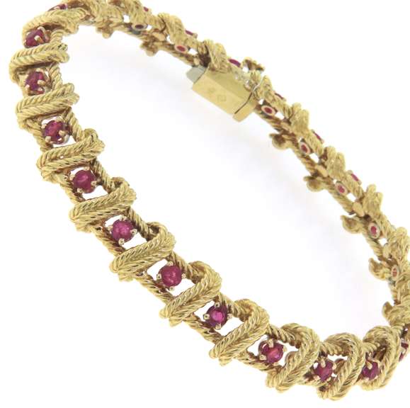 Master piece 18kt 3.50ctw Ruby Bracelet