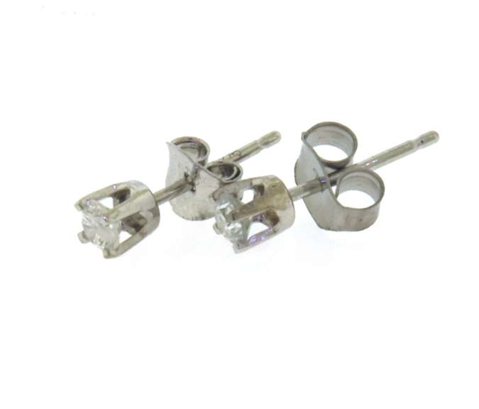 Popular White Gold 3.8mm Round Brilliant Cut Diamond Stud