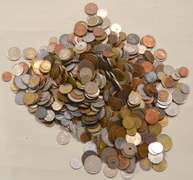 8 Pounds World Coins