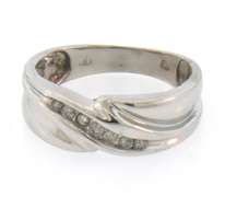 14k white gold cross over diamond band ring