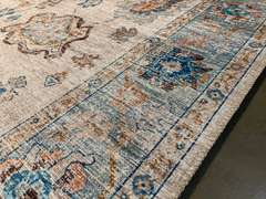 IMPRESSIVE VINTAGE REPRODUCTION DESIGN RUG 6x8