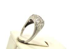 LADIES PLATINUM ANTIQUE DIAMOND RING
