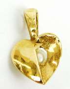 Vintage Petite 14K Heart Pendant with Pearl