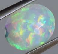 Highly expressive full floral 1.48ct faceted Jelly Opal