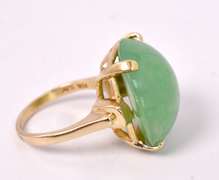 Huge Emerald/Beryl in 14KT ring