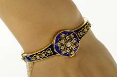 18K 0.80 Ctw Victorian Blue Enamel Diamond Bangle Women's Watch