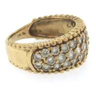 Spectacular 10kt yellow gold diamond band ring