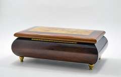 Vintage Italian Lacquered Hand Crafted Jewelry Trinket Box With Floral Design