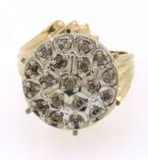 Large diamond cluster ring in 10kt yellow gold