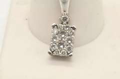 LADIES 14 KT WHITE GOLD DIAMOND PENDANT