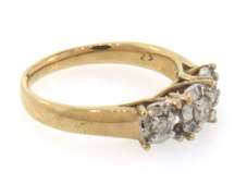 14k yellow gold three diamond ring