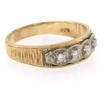 Wonderful 10kt Yellow Gold Diamond Band Ring