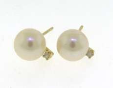 Elegant Yellow Gold Pearl and Diamond Stud Earrings