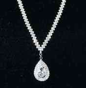 Set Of Fashion Jewelry Neck Lace And Earrings