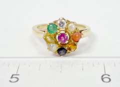 Wonderful Multi-Gemstone ring in 18K Yellow Gold