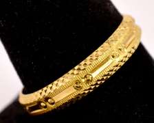 Marvelous Fancy Carved Men's Ring in 22KT Yellow Gold