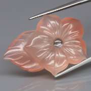 Translucent! 27.30ct Agate and Sapphire carving