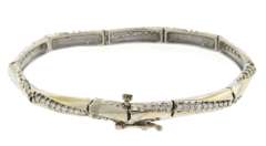 Dazzling White Gold Diamond Twisted Line Bracelet
