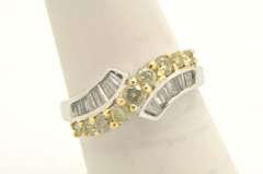 LADIES 18 KT WHITE GOLD DIAMOND RING