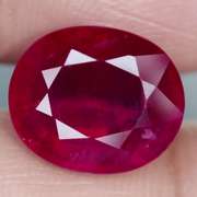 Stunning 6.87ct top imperial red Ruby center stone