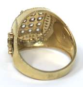 Dazzling Yellow Gold Round Brilliant Cut Diamond Men's Ring