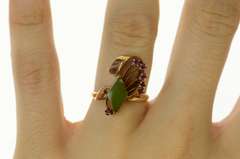 14K Yellow Gold 1960's Nephrite Ruby Fanned Swirl Cocktail Ring