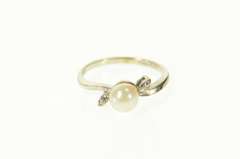 14K White Gold Retro Pearl Diamond Accent Classic Ring