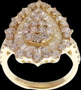 Fancy Diamond Ring in 18kt Yellow Gold