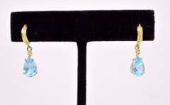 Gorgeous Pear Shaped Blue Topaz Stones Set in 14K Yellow Gold Earrings