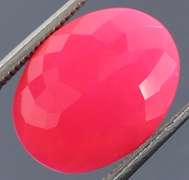 Gorgeous 2.40ct faceted flamingo pink Opal