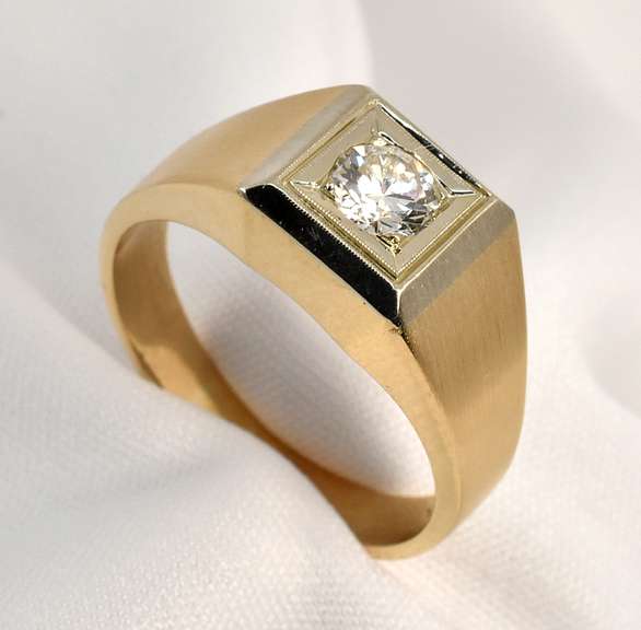 Classic Man's 1/2 Ct. Diamond Solitaire