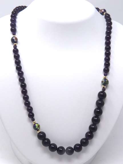 Graduated Amethyst Beads Necklace
