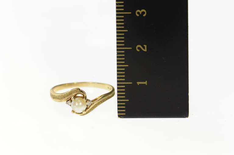 10K Yellow Gold Retro Pearl Diamond Three Stone Bypass Ring