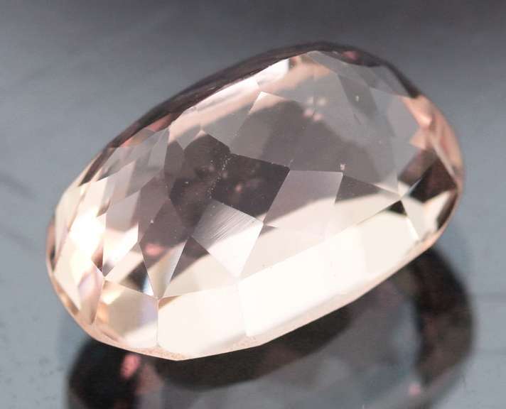 Superb 12.44ct high fire top pink Kunzite