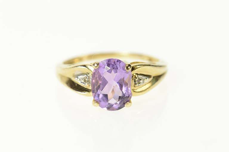 10K Yellow Gold Oval Amethyst Diamond Accent Classic Ring