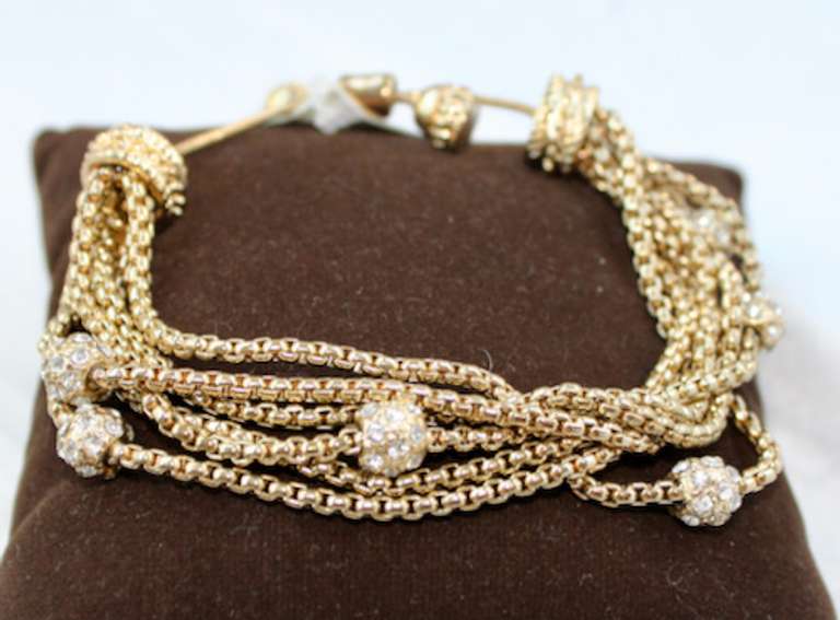 Splendid Iris Fashion Jewelry Bracelet