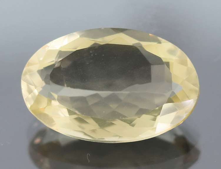 Amazing 11.6ct golden yellow unheated Citrine