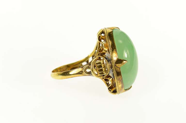 14K Yellow Gold Chinese Oval Jade Ornate Statement Cocktail Ring