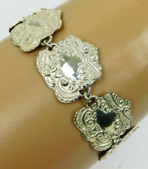 Vintage Sterling Repousse Panel Link Bracelet, 7" to 8"