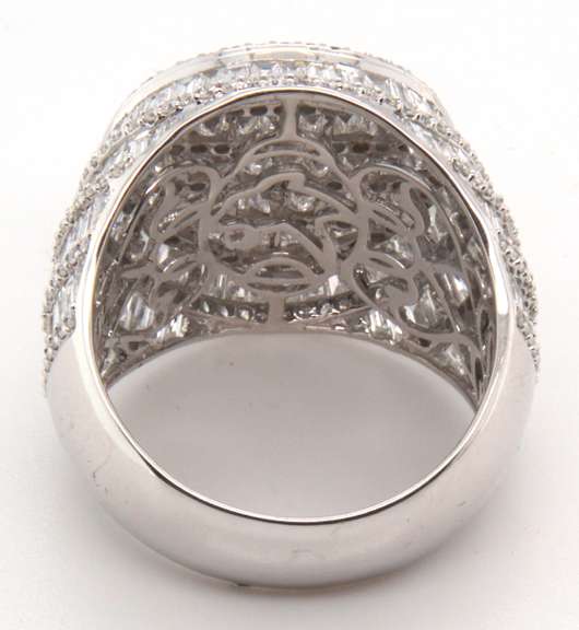 Amazing 5.0+ Carat Diamond Ring in 18kt Solid Gold!